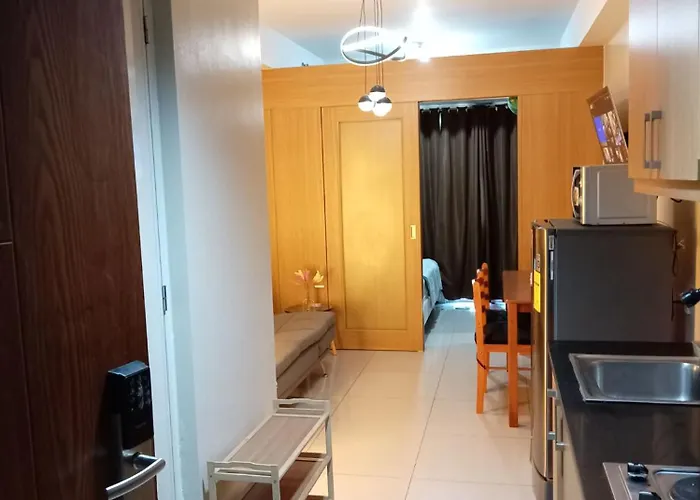 Tinay's Cozy Escape Shell Aparthotel Manila